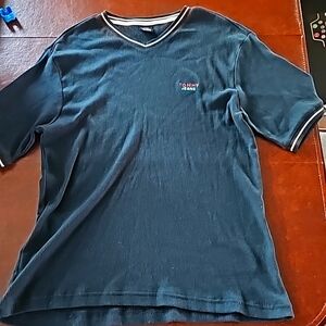 Tommy Hilfiger Men's V-neck Ribbed Cotton T-shirt